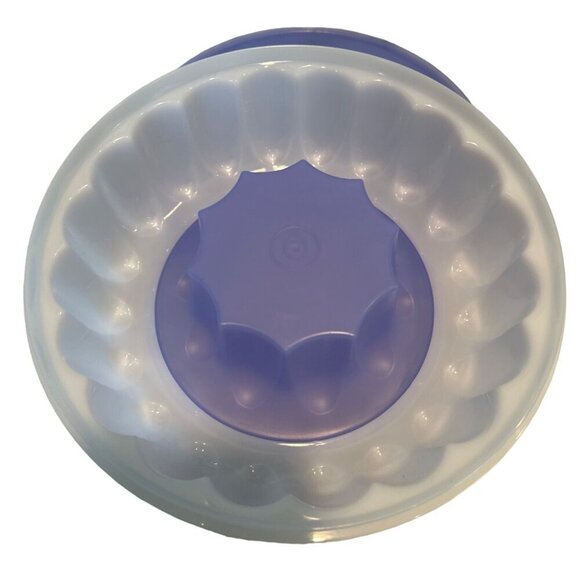 TUPPERWARE Jel-Ring Mold/Gelatin Mold Container - Picture 4 of 4